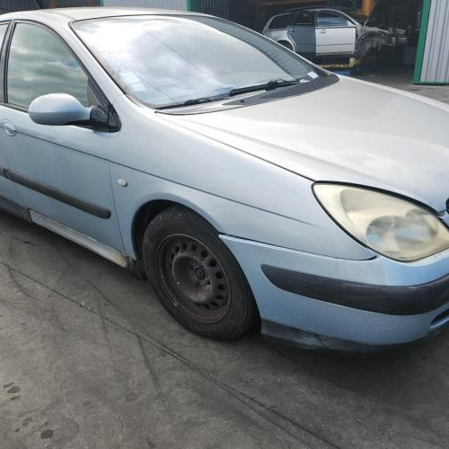 Vehicule-CITROEN-C5-1-PHASE-1-2004-09f52d0341d12af188af2188035e210775689bebaaf473613952ad4cf402bce7_mtn.jpg