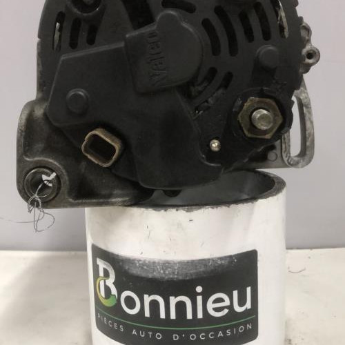 75439355-1153b637-6d9a-4b53-af14-3b25b552dded-Piece-Alternateur-8200660045-RENAULT-TWINGO-1-PHASE-2-f57ba6521a81ffefe6592455bffb0c6477e8d81681b026d12eedb8027b9c6613_m.jpg
