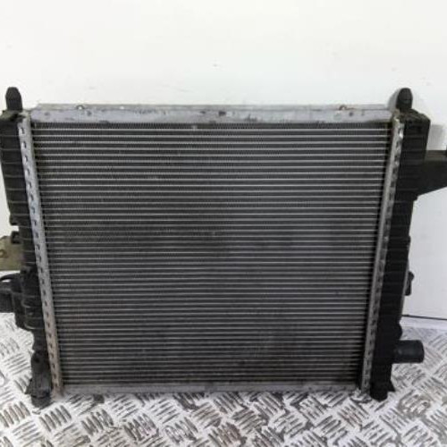 75439366-06332d08-41fc-4e21-8a91-35d2d491feba-Piece-75439366-Radiateur-eau-7701045212-RENAULT-TWINGO-1-PHASE-2-12i-8V-8d4c900393c3f310404cd2c84c20fa0970956797d346f7791628a4942938e8fa_m.jpg
