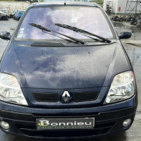 Vehicule-RENAULT-SCENIC-1-PHASE-2-2001-2460578bb83b8ff3f2a1fa20d1457ba9fcd714c42d095fa32c7be85a612b7107_mtn.jpg