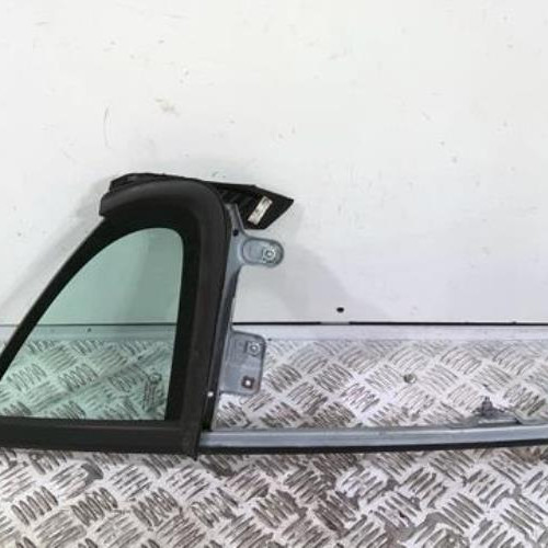 75847784-f428a11f-3327-4b2a-b61e-4565cbc49662-Piece-75847784-Custode-avant-droit-PEUGEOT-207-PHASE-1-CABRIOLET-16i-16V-87db62da1286de48530274a02bcc10b3ce2a5d55bc975048be6ad1de37a81580_m.jpg