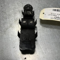 75847847-4aec15d1-9768-4ab5-9054-bccfed2e6eaf-Piece-Interrupteur-de-leve-vitre-6554QA-PEUGEOT-207-PHASE-1-CABRIOLET-90ec5774b48978321731403b8b708b486001531e24aefea1332e2ba9a7e90bd7_m.jpg