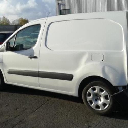Vehicule-PEUGEOT-PARTNER-1-6-2018-12f685ed504f48a9d0751e805639524660c60b817e4efefb0ed0713702117e46_mtn.jpg