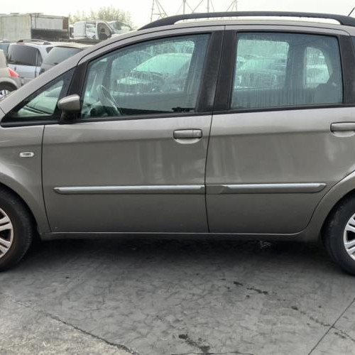 Vehicule-FIAT-IDEA%2520PHASE%25202-2007-9251799142bf1db844dd81bcc94482f39164c0eddb4ce82e51091192c8ce27e5_m.jpg