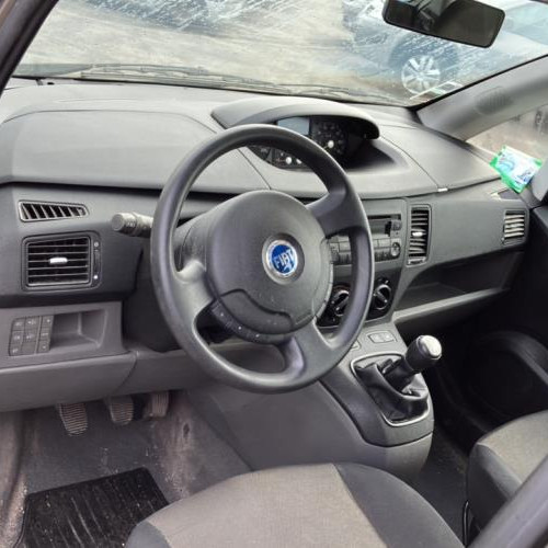 Vehicule-FIAT-IDEA%2520PHASE%25202-2007-ac03ebe87e790d7d47dd31c4c5ffbd1d3b21c6a718d99f286db58777dd8f4696_m.jpg