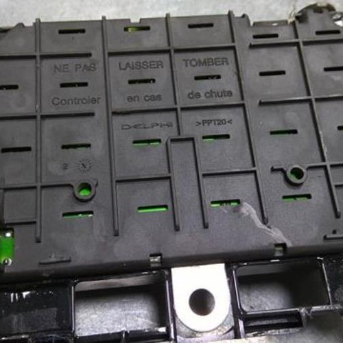 76145322-6e26e415-7962-4218-9ffc-ab06422ba202-Piece-76145322-Boitier-servitude-moteur-9650664180-PEUGEOT-206-PHASE-2-11i-8V-dc27f341e78129f5571e5094521d12845d6afe57b154c60e7f8a4a7a93bf5e74_m.jpg