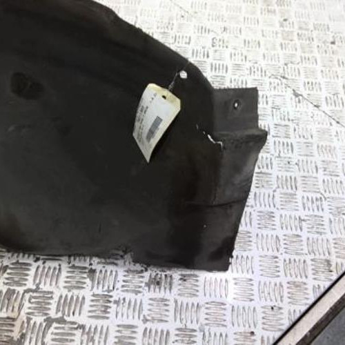 76211303-3c24c1fa-4de3-42f4-8dae-fb2bc6dae460-Piece-76211303-Pare-boue-avant-droit-7136CW-PEUGEOT-206-PHASE-2-BREAK-14-HDI-8V-TURBO-15264c3b6f85256db9bee5f3319e1bdd1bddcbb7a3a7a2291833e6c844ab69e9_m.jpg