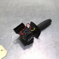 76257269-4896c771-3a41-43ef-8924-b1df1e3e20b9-Piece-76257269-Commodo-phare-7701066570-RENAULT-CLIO-2-PHASE-1-12i-8V-77c18f2d1ded19f7fcf9665e1862d4d0e07b48032cbf64c877a24149856df51c_m.jpg