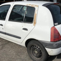 Vehicule-RENAULT-CLIO%25202%2520PHASE%25201-1999-df5557b00fbcd5e5addcb3c4f6b130459211c88b476093a87083bb597ca55aaa_m.jpg