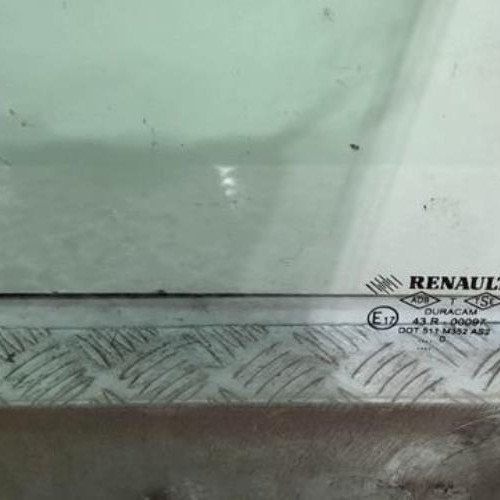 76274369-fd91c3ef-a385-4e4e-9041-5403c20cba61-Piece-76274369-Vitre-avant-gauche-9201G0-RENAULT-CLIO-3-PHASE-2-15-DCI-8V-TURBO-78b5c500ea6e976bd354710d3c33eb87c2d115466fe2970d073c31404b433ef0_m.jpg