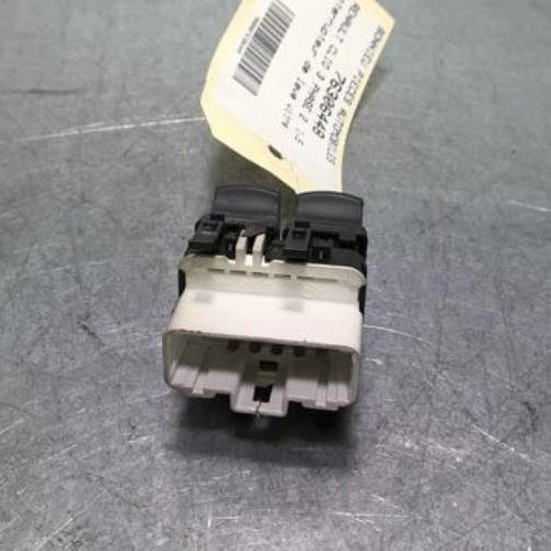 76306448-e4f160ff-b8cf-4f72-97eb-48d7d96c10d5-Piece-76306448-Interrupteur-de-leve-vitre-8200214943-RENAULT-CLIO-3-PHASE-2-15-DCI-8V-TURBO-467ad82655295d8ada8a1319b5e388b4dca17fa59ccd8329587afad4610ea4dd_m.jpg