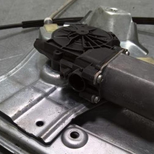 76306452-872aca66-224a-4c81-904d-abee5e3ea165-Piece-76306452-Moteur-leve-vitre-avant-droit-8200291147-RENAULT-CLIO-3-PHASE-2-15-DCI-8V-TURBO-d263b396fcb5a7894ecd76ff009d0b2f5633adef6a528c2ac1716d89dc290e87_m.jpg