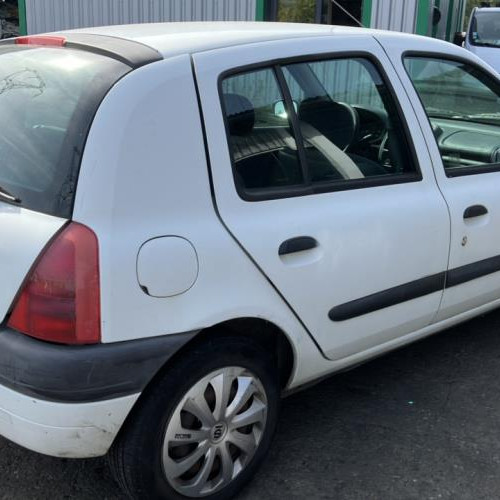Vehicule-RENAULT-CLIO%25202%2520PHASE%25201-1999-8d3752be76b5c81c959226867da11b9c4e767aff552356431747f4f5b9ab21b0_m.jpg