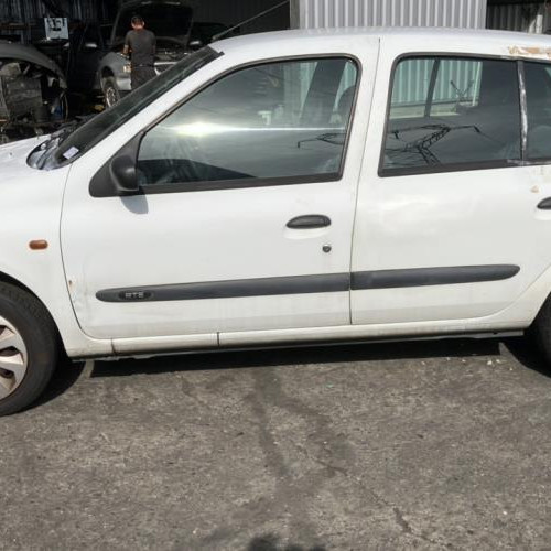 Vehicule-RENAULT-CLIO%25202%2520PHASE%25201-1999-d2164f91a6cd1d25459f5e99bb9daf4a6ccda6f60aa972312bd3a96141ae0ef0_m.jpg