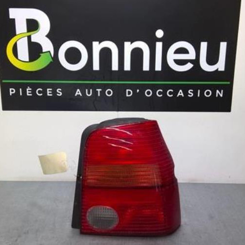 Feu arriere principal droit (feux)