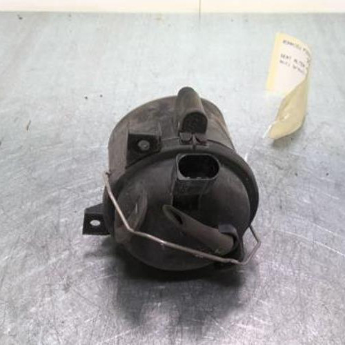 76606843-ca07a57f-8349-4571-97bf-f1871e577fdb-Piece-76606843-Anti-brouillard-gauche-5P0941703-SEAT-ALTEA-PHASE-1-20-TDI-16V-TURBO-70a8ccd972bc2f23efee65ef4c87fd467fb83dca30b18d6db32d445514358e88_m.jpg