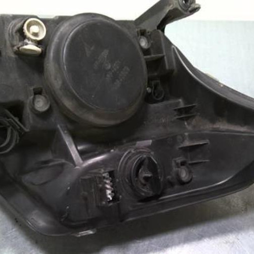 76619830-33ae076c-9066-4ada-9a32-25400897813d-Piece-76619830-Optique-avant-principal-gauche-0000620870-CITROEN-C2-PHASE-1-14i-8V-82375559b9f4abd67006ea27300a17d0ece8621706b656001af2d0f321c028b9_m.jpg