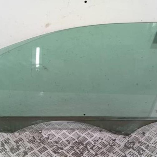 76619852-c6dbcd87-8e79-4528-be0f-812ebd51c302-Piece-76619852-Vitre-avant-gauche-00009201C5-CITROEN-C2-PHASE-1-14i-8V-d067fb8f2e48fb2fc495a7bab31da4002d8df8072d847b40ea73c60bff312042_m.jpg