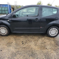Vehicule-CITROEN-C2%2520PHASE%25201-2007-52a1422b8a81d75ef3071400bc5d4617878051e0bfb0b538e85acb31f99ffa1e_m.jpg