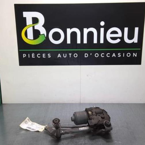Moteur essuie glace avant droit