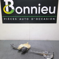 76666609-bad88f0c-45b2-4bcb-b00b-4b6060c57691-Piece-76666609-Moteur-leve-vitre-arriere-droit-9826080380-PEUGEOT-308-2-PHASE-1-12-PURETECH-12V-TURBO-078f8aff93b43a70c501020c059118bb354968c8be40720be81b3a06c461b75f_m.jpg