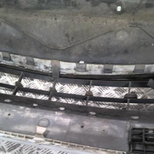 76816756-3bbcae73-c489-4568-bae4-892bc5e2015a-Piece-76816756-Pare-choc-avant-620107441S-RENAULT-LAGUNA-2-PHASE-1-18i-16V-8ff426185bb724c9575feceb1b5b9e8775dad660149087d93294dbea125ea691_m.jpg
