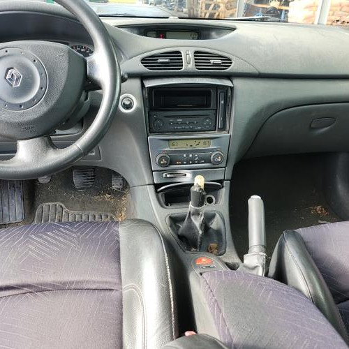 Vehicule-RENAULT-LAGUNA%25202%2520PHASE%25201-2002-c226c82fb7e32983befbd66c0c0edae8a0f4da5695770afd8c0f61757317063a_m.jpg