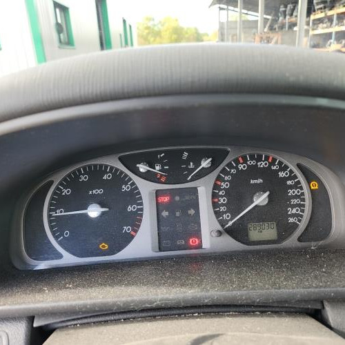 Vehicule-RENAULT-LAGUNA%25202%2520PHASE%25201-2002-90b3a82df85ecb1e0f3d8d108a648ed9e5a46f29f88709a70bfc2f551e571af7_m.jpg