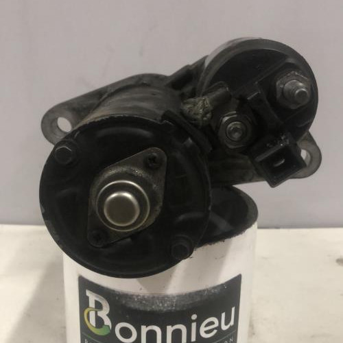 76860180-ea182df7-4b65-4029-af5e-2613e160e1d5-Piece-Demarreur-VOLKSWAGEN-POLO-4-PHASE-1-3704dcf12bdaeff3f62f6a3efc62418bbf61d5686eefe3d7b36e8c5707e3c00a_m.jpg
