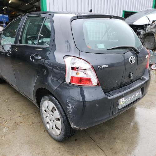 Vehicule-TOYOTA-YARIS%25202%2520PHASE%25201-2007-df394303489f855f7a30e26332ecc35388c7231c3284e700482b82fc242e07b9_m.jpg