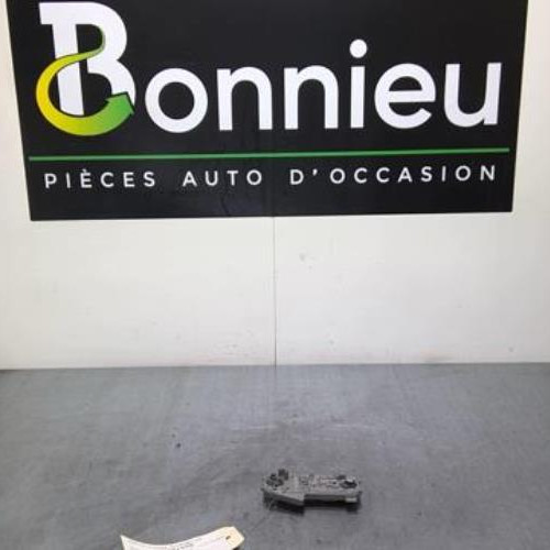 Platine feu arriere gauche