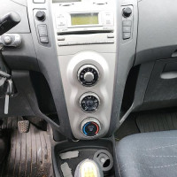Vehicule-TOYOTA-YARIS%25202%2520PHASE%25201-2007-8cce4ddf2681f29dd734984df99206127b50b37c82f2733c9e0fa2060d2c9762_m.jpg