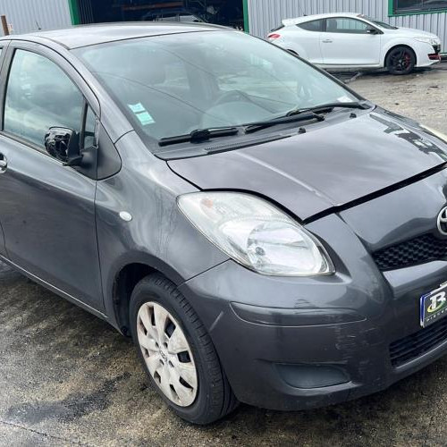 Vehicule-TOYOTA-YARIS-2-PHASE-1-2009-42856d9ff18960dd0b48908ae19f8220bf30d1b49211c4c8c45d08465eb4545c_mtn.jpg