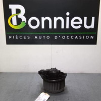 77052505-f18c7555-ea8c-45ba-9aea-aa3947f7ab31-Piece-77052505-Ventilateur-chauffage-871300D042-TOYOTA-YARIS-2-PHASE-1-14-D4D-8V-TURBO-fa55d407a824d6610195fe9f5cf2af54ebc54f0ea25e547d3a2d99970e9b3594_m.jpg