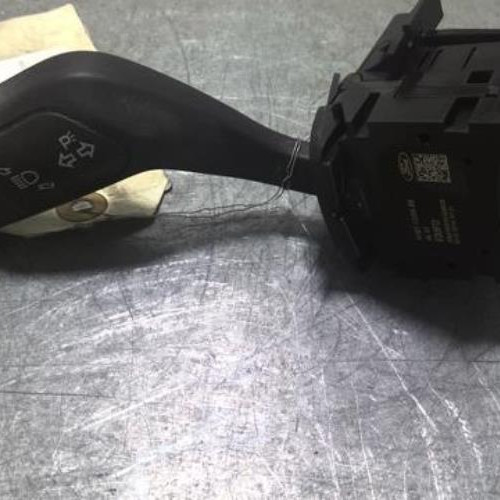 77110969-c6776e65-a53d-43a6-8b81-893a5c164630-Piece-77110969-Commodo-phare-2430314-FORD-FIESTA-7-PHASE-1-10i-12V-TURBO-a1a152481b16a9f1f0ab83cbf8e694be26290284ee5610753cb85dca340f3bfb_m.jpg