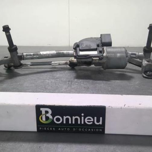 Moteur essuie glace avant