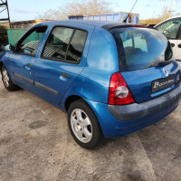 Vehicule-RENAULT-CLIO%25202%2520PHASE%25202-2003-b552630ffe110b1a3301ef682080a92528c815d1df588714780e42bc0b89192f_m.jpg