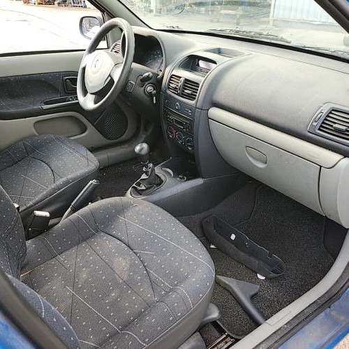 Vehicule-RENAULT-CLIO%25202%2520PHASE%25202-2003-8634dc5ac0817b63438050a740d31ef9acdf02bf4944edd4e580851597a4b75c_m.jpg