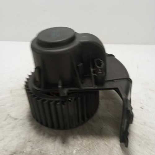 77360987-0cbfca2f-0a30-4cb4-b42e-f3695faa855b-Piece-Ventilateur-chauffage-7E5820021-VOLKSWAGEN-TRANSPORTER-5-PHASE-1-76aca30d248eaefe0aa1a0b2dbb87228b85dd21958e43bcf056902a9b021225b_m.jpg