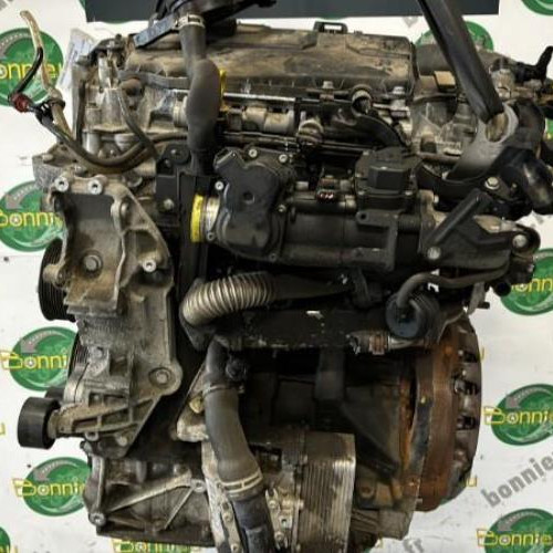 Piece-Moteur-8201083444-RENAULT-TRAFIC-2-PHASE-2-516e29d76b8deeb5508b90967989fba168cf82448560c7953da247e2c24f230e_mtn.jpg