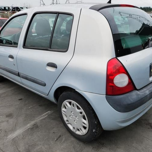Vehicule-RENAULT-CLIO-2-PHASE-2-2002-a68bb99e27d6da9553e09c00e9ad8bb56d67a8c81ea6e5c4b4a40fe9b363b50b_mtn.jpg