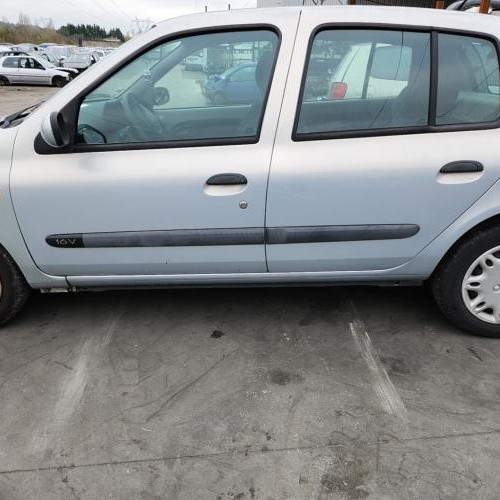 Vehicule-RENAULT-CLIO-2-PHASE-2-2002-37c74794f03c288e0287e9647cbd91e64f7242c38c4d3c8b3d91568014dd04fd_mtn.jpg