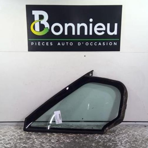 Custode avant droit