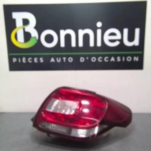 Feu arriere principal droit (feux)