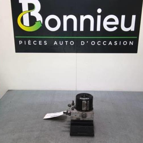 Bloc ABS (freins anti-blocage)