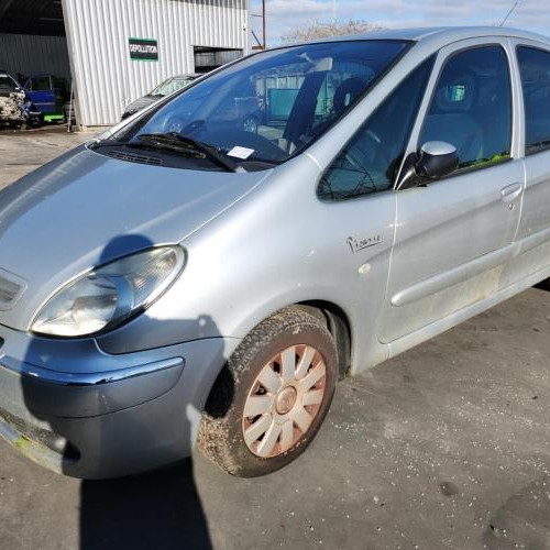 Vehicule-CITROEN-XSARA-PICASSO-PHASE-1-2004-2b81034c9a32e5bbc8cb530b82d3629c926c802995f1c32abed861606503a1d4_mtn.jpg