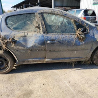 Vehicule-PEUGEOT-207-PHASE-2-2010-8c99e4bdb1ca9aa2ce72648ead3c833ef53f5a8b5023b78c2d868d8ce1160f24_mtn.jpg