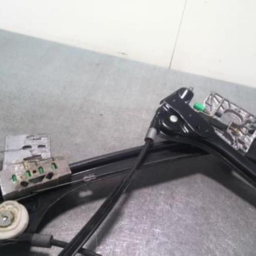 Moteur leve vitre avant droit