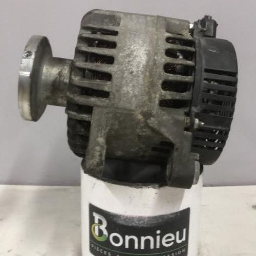 78648110-bc2637e7-971b-4b21-bb3f-42ae02916b2c-Piece-Alternateur-MS1012100920-FORD-FOCUS-2-PHASE-1-d5df541827d203e50a1165955334365d46aebfe1a876b82a6151e8fad9349704_m.jpg