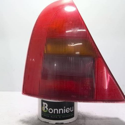 Feu arriere principal gauche (feux)